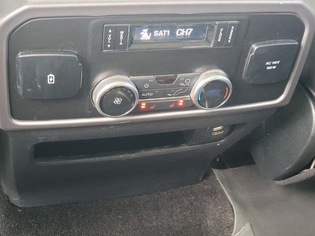 used 2019 Ford Expedition car, priced at $23,104