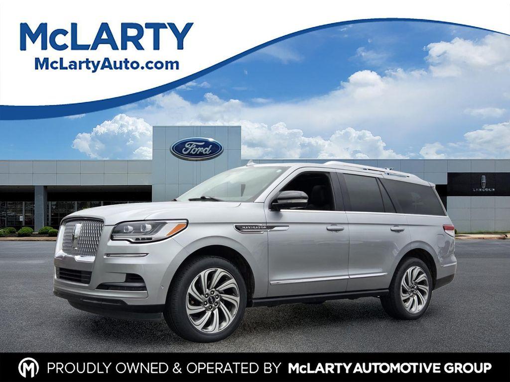 used 2023 Lincoln Navigator car, priced at $47,804