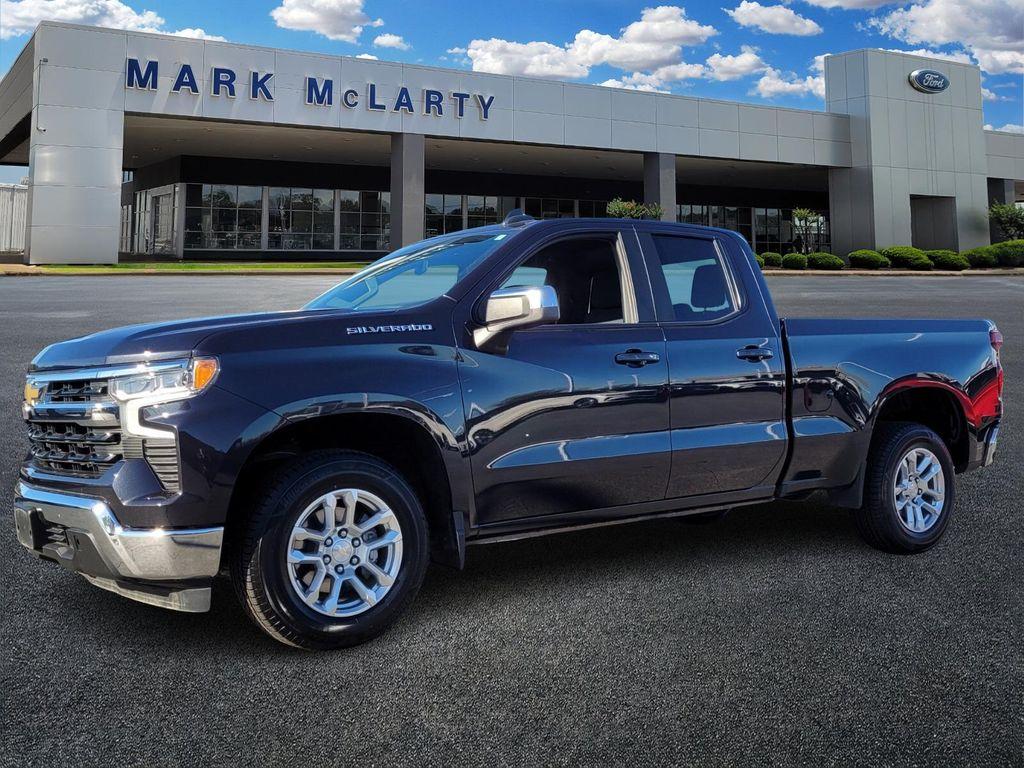 used 2023 Chevrolet Silverado 1500 car, priced at $28,000