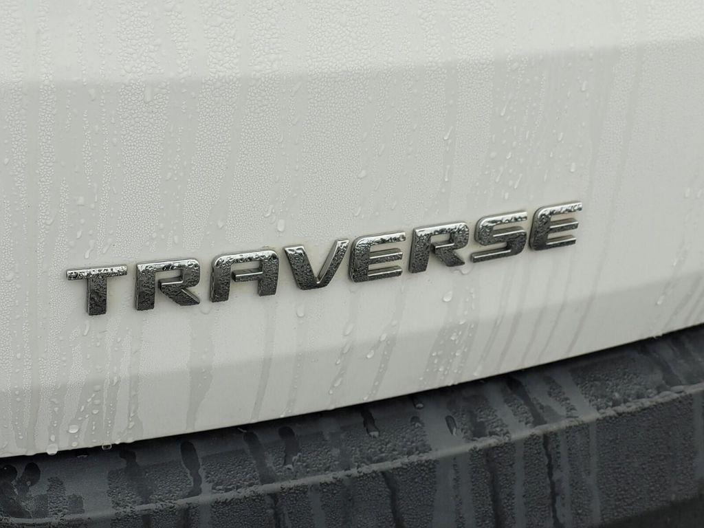 used 2023 Chevrolet Traverse car, priced at $20,000