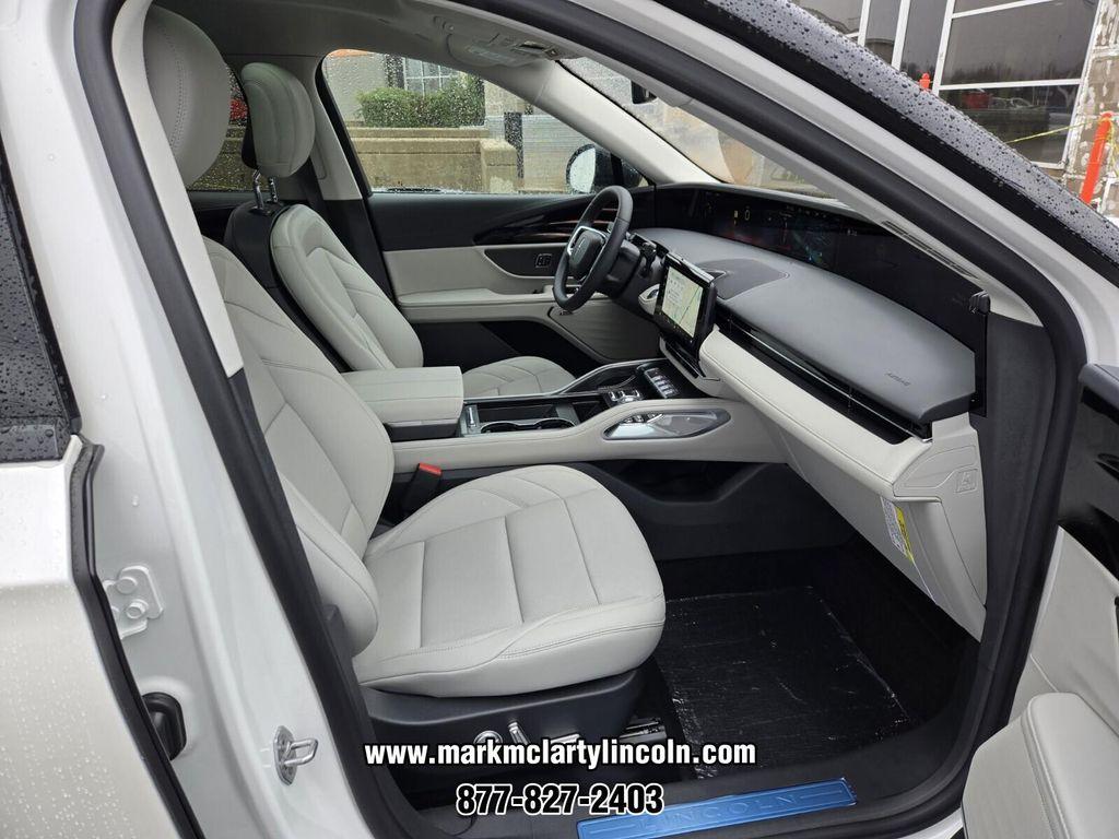 new 2026 Lincoln Nautilus car, priced at $59,446