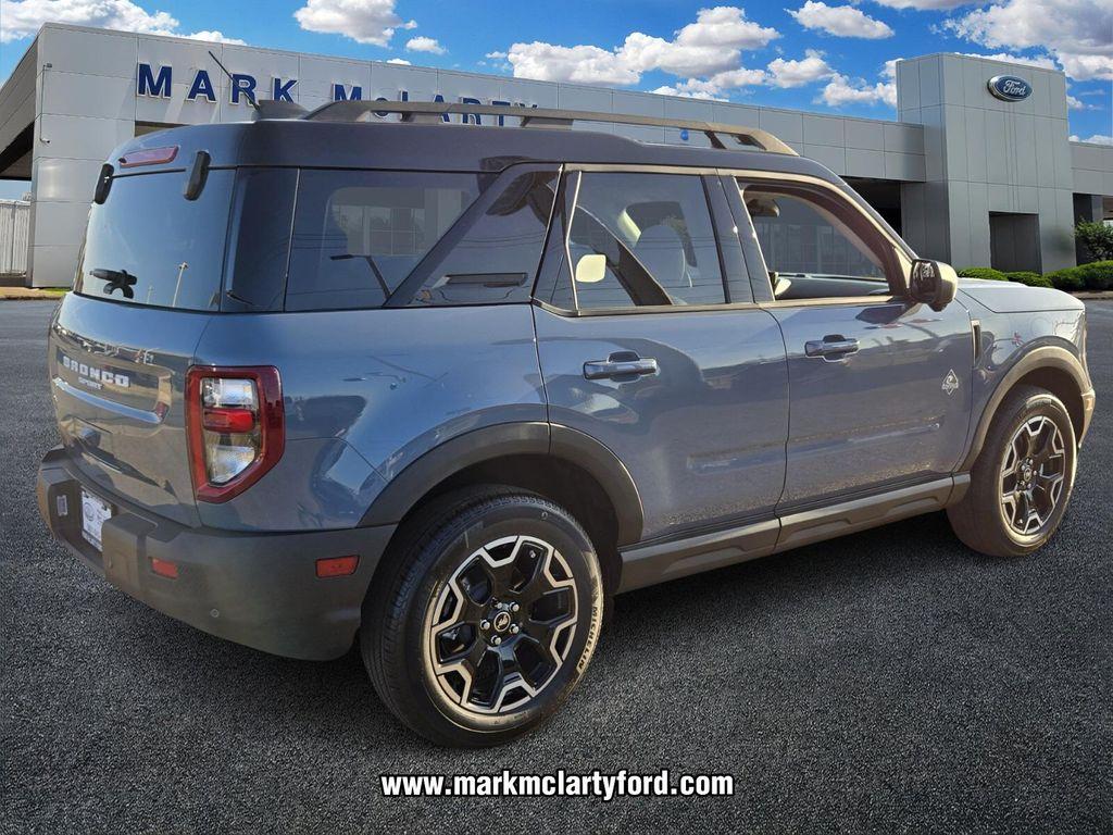 new 2025 Ford Bronco Sport car, priced at $37,461