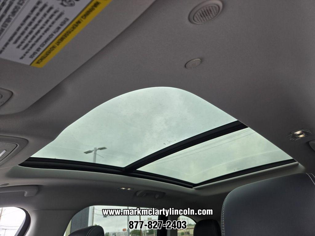 new 2025 Lincoln Nautilus car, priced at $59,553