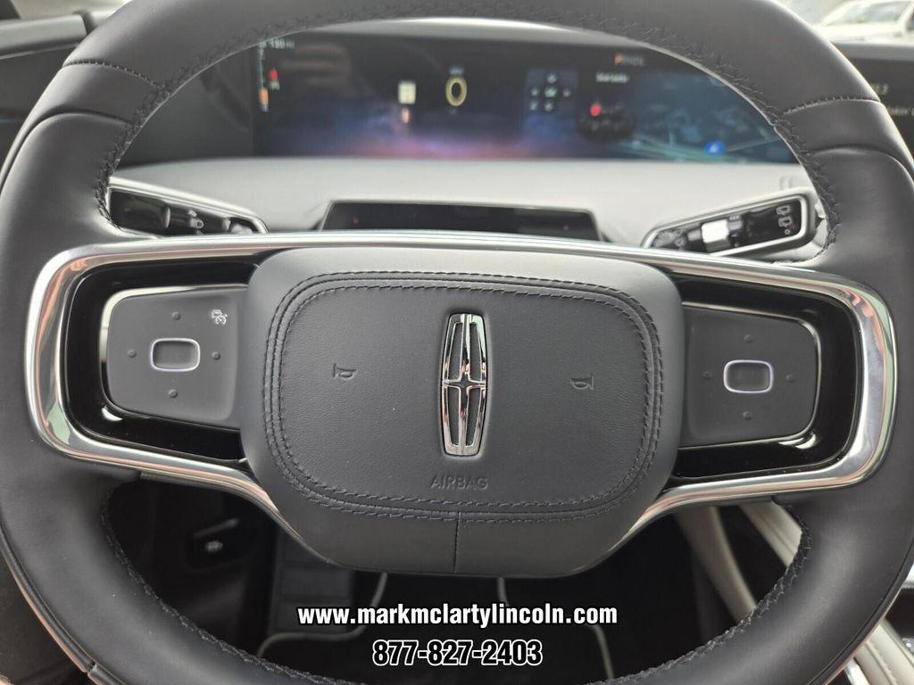 new 2025 Lincoln Nautilus car, priced at $59,553