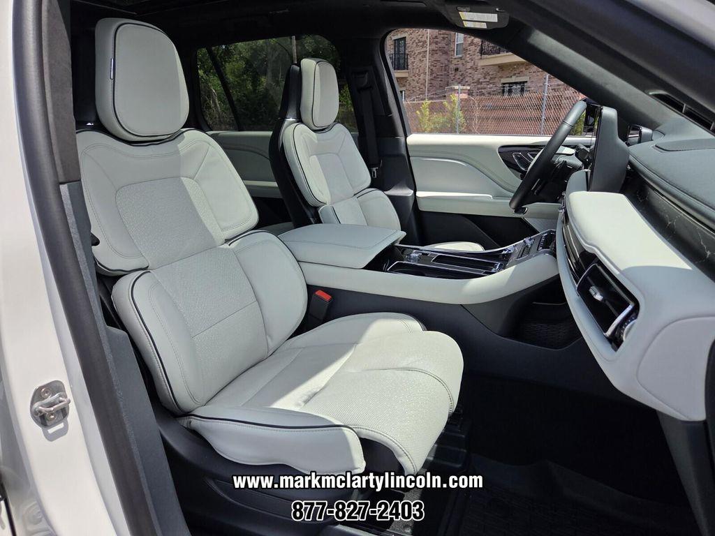 new 2026 Lincoln Aviator car, priced at $81,559
