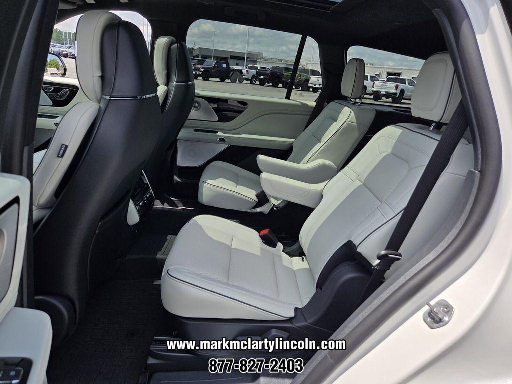 new 2026 Lincoln Aviator car, priced at $81,559