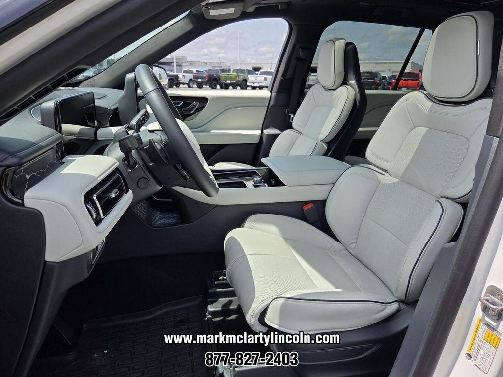 new 2026 Lincoln Aviator car, priced at $81,559