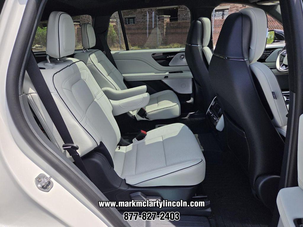 new 2026 Lincoln Aviator car, priced at $81,559