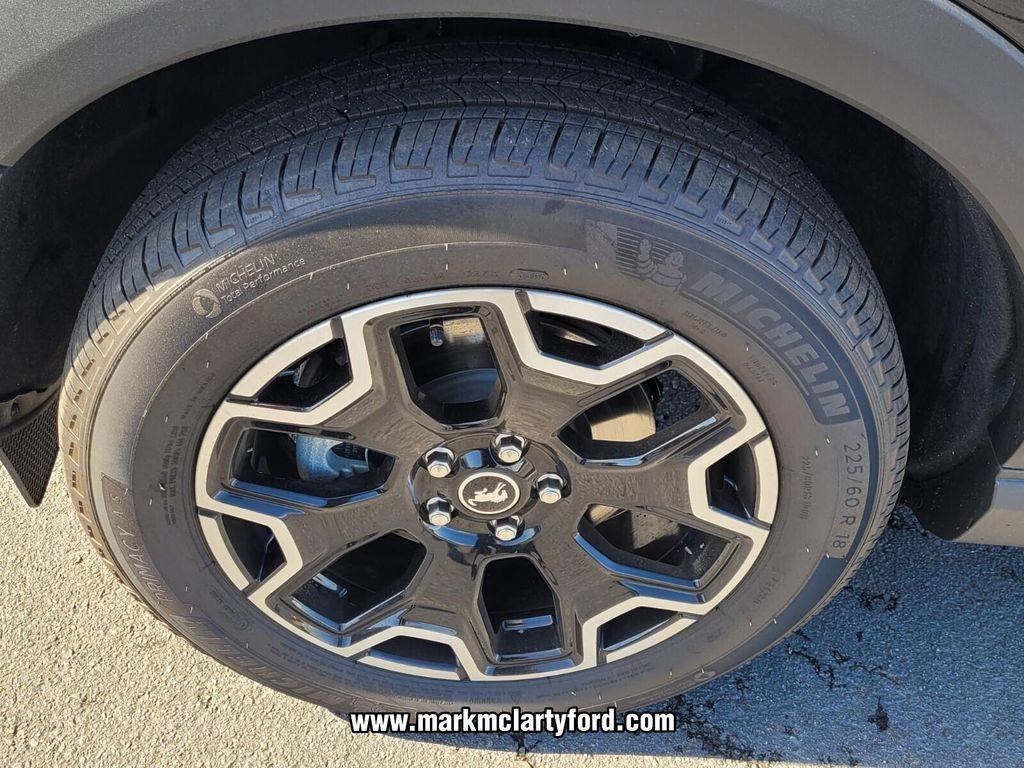 new 2025 Ford Bronco Sport car, priced at $35,238