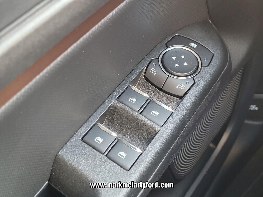 new 2025 Ford Bronco Sport car, priced at $35,238