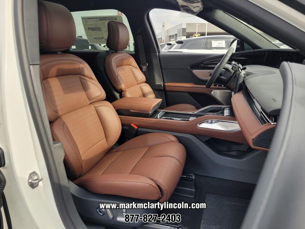new 2026 Lincoln Nautilus car, priced at $70,491