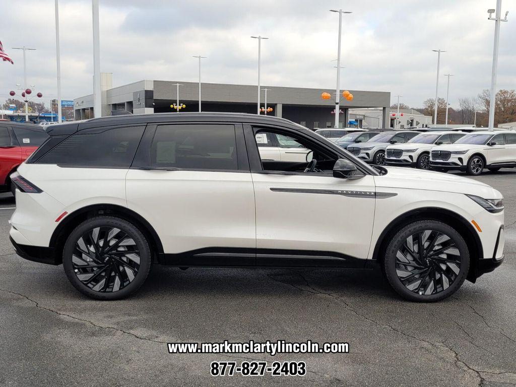 new 2026 Lincoln Nautilus car, priced at $70,491