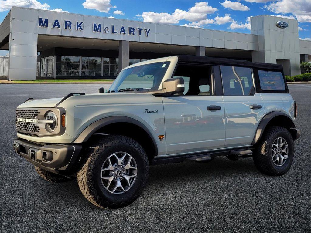 used 2022 Ford Bronco car, priced at $40,000