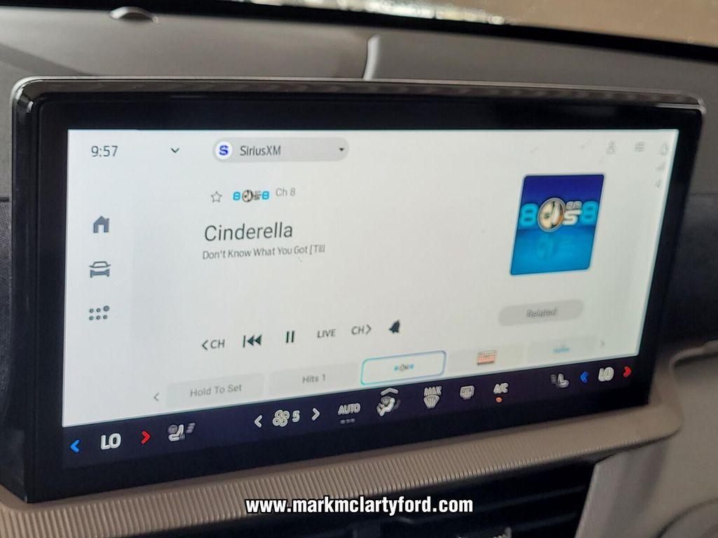 new 2025 Ford Explorer car, priced at $39,599