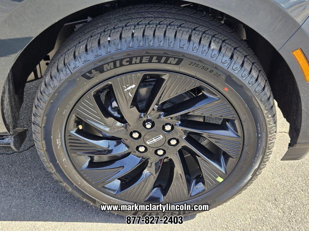 new 2026 Lincoln Navigator car, priced at $110,722