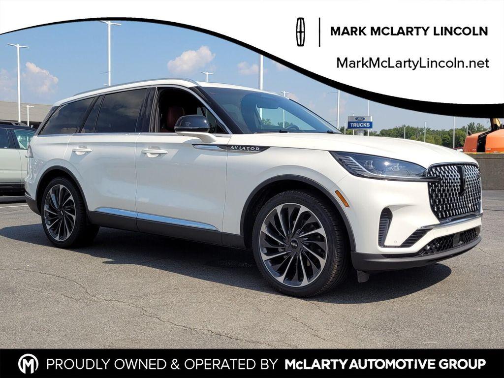 new 2025 Lincoln Aviator car, priced at $60,901