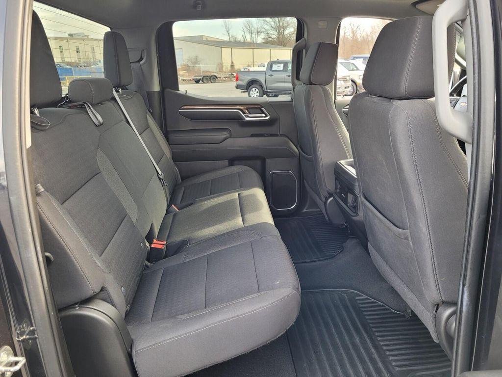 used 2022 Chevrolet Silverado 1500 car, priced at $34,202