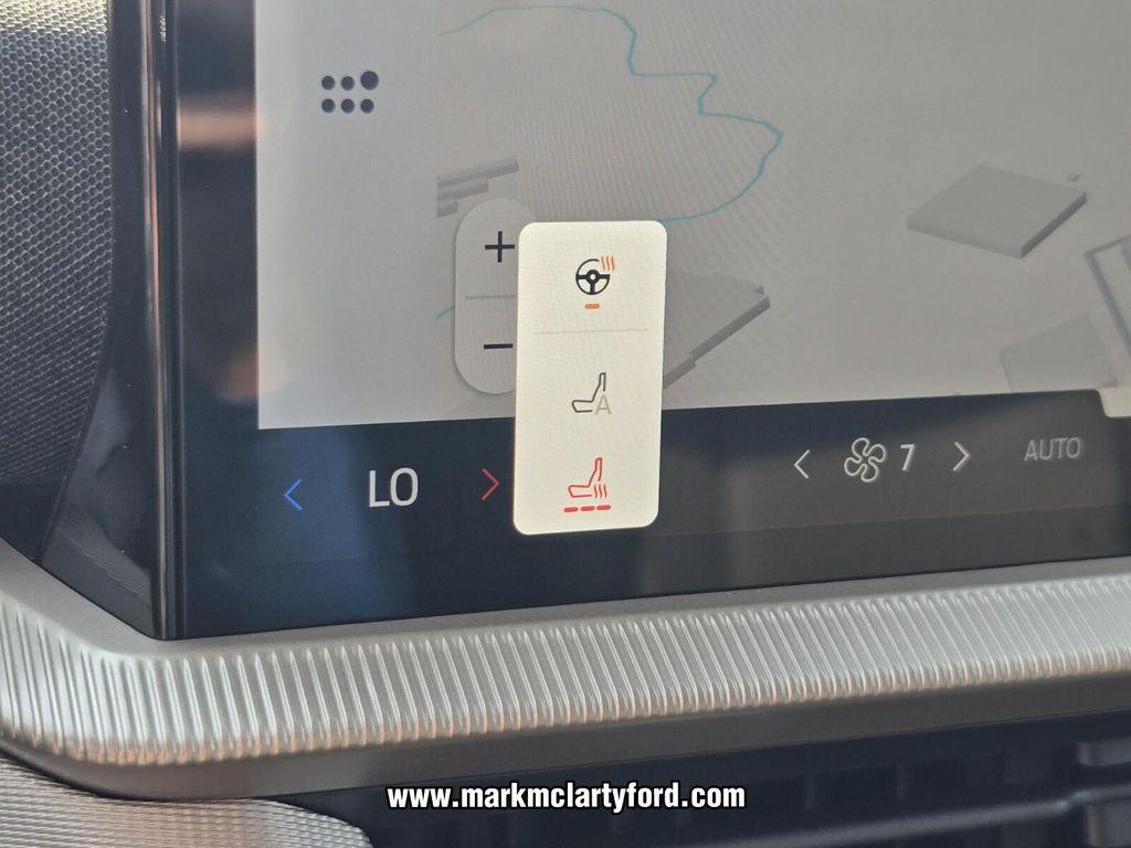 new 2025 Ford Explorer car, priced at $39,599