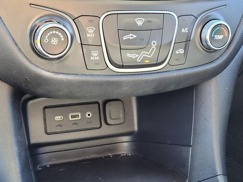 used 2021 Chevrolet Equinox car, priced at $14,536