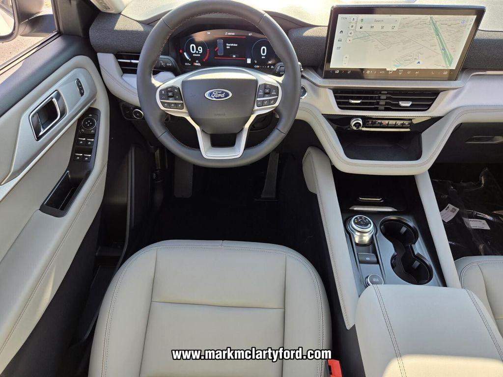 new 2025 Ford Explorer car, priced at $43,370