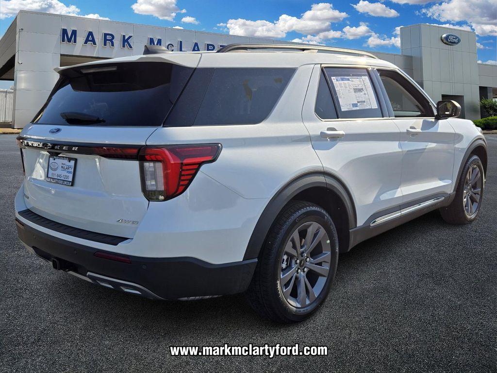 new 2025 Ford Explorer car, priced at $43,370