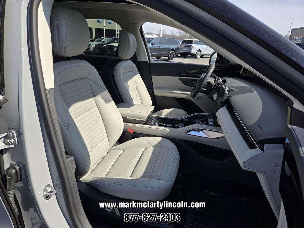 new 2026 Lincoln Nautilus car, priced at $66,170