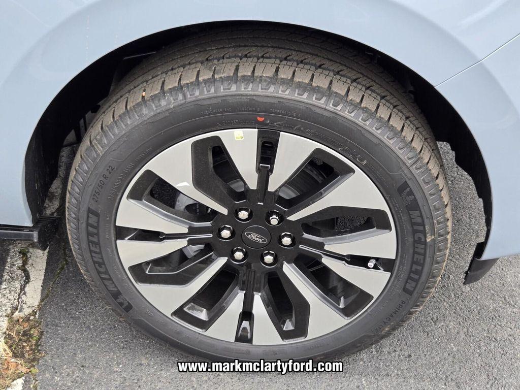 new 2026 Ford Expedition car, priced at $77,957