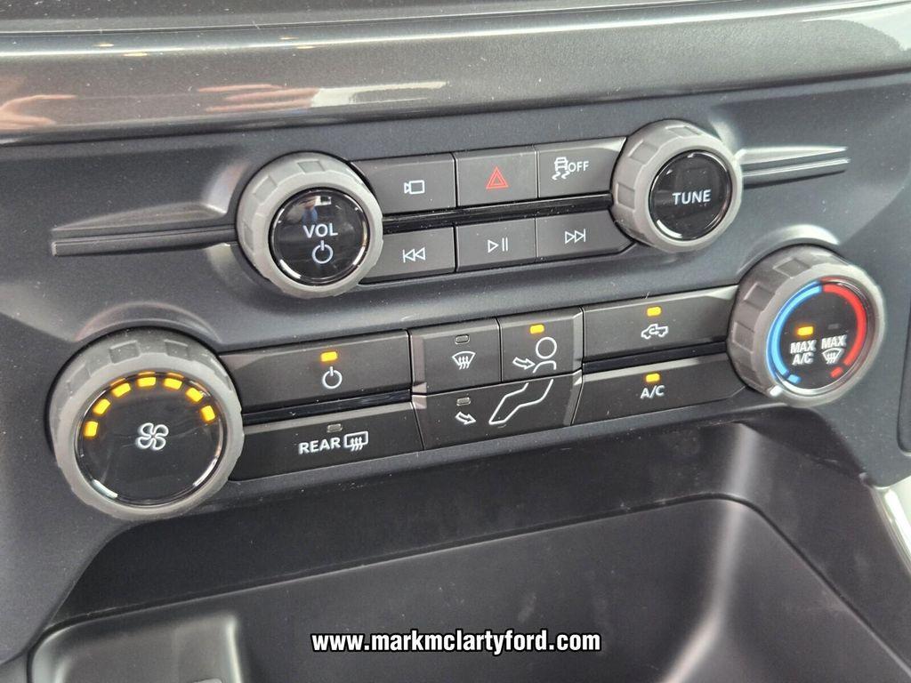 new 2025 Ford F-150 car, priced at $42,212