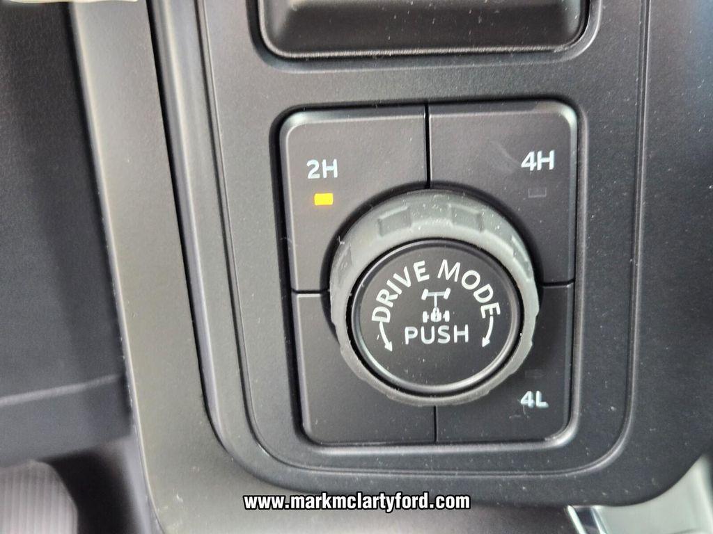 new 2025 Ford F-150 car, priced at $42,212