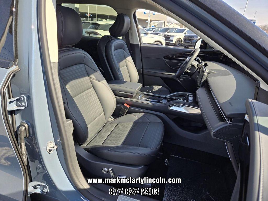 new 2026 Lincoln Nautilus car, priced at $66,170