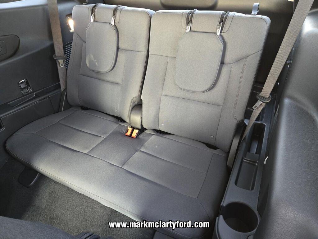 new 2025 Ford Explorer car, priced at $39,395