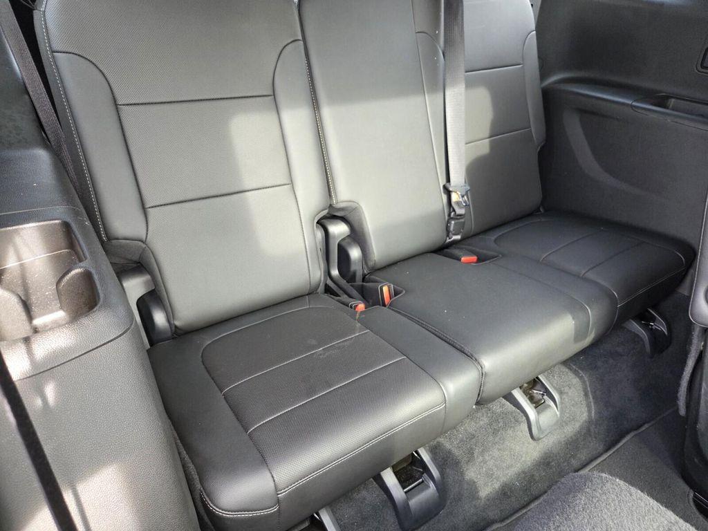 used 2023 Chevrolet Traverse car, priced at $28,818