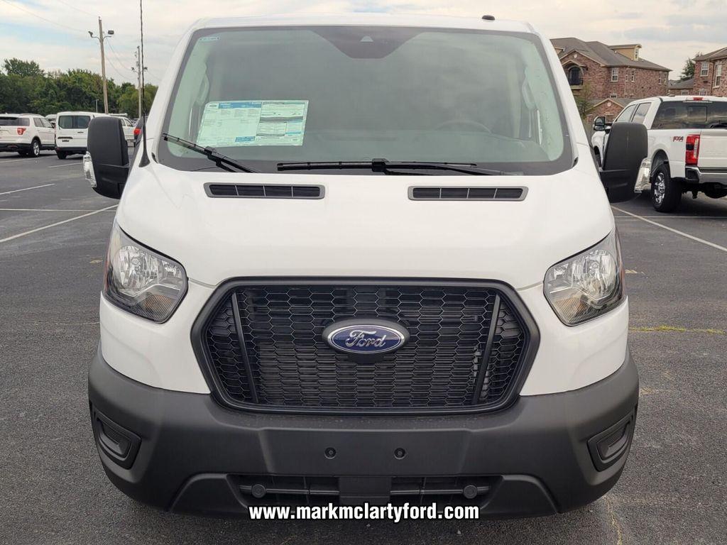 new 2025 Ford Transit-250 car
