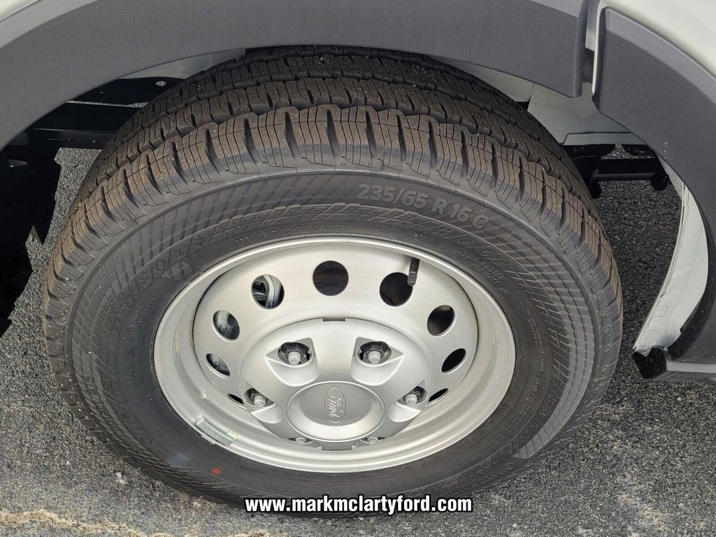 new 2025 Ford Transit-250 car