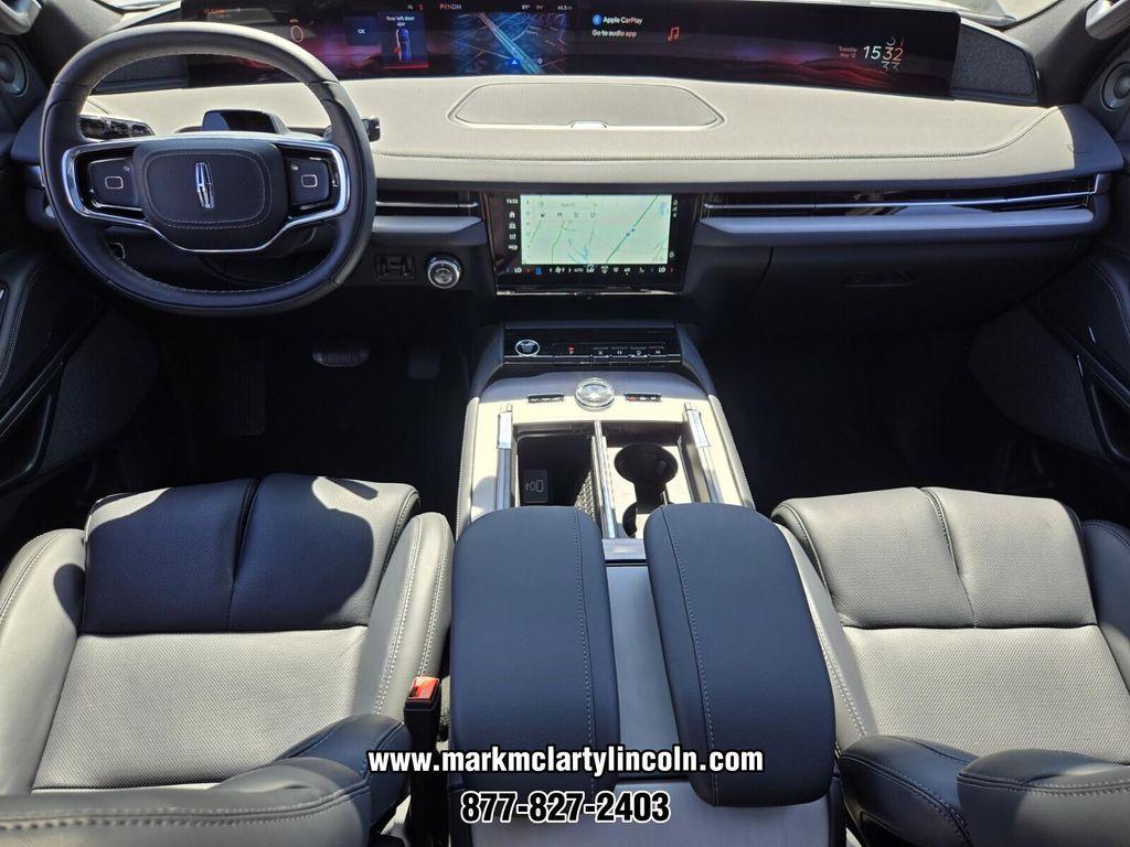 new 2026 Lincoln Navigator car, priced at $99,688