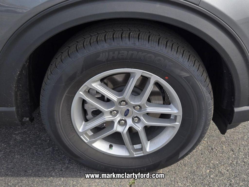 new 2026 Ford Explorer car, priced at $41,111