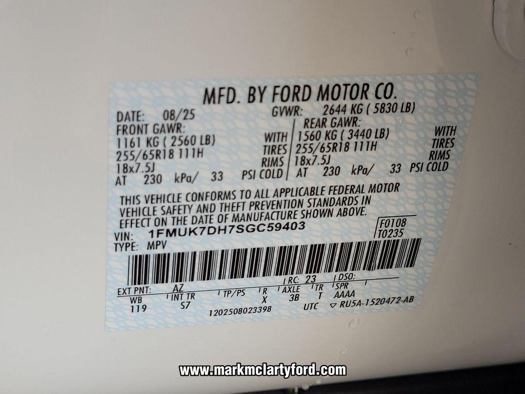 new 2025 Ford Explorer car, priced at $40,314