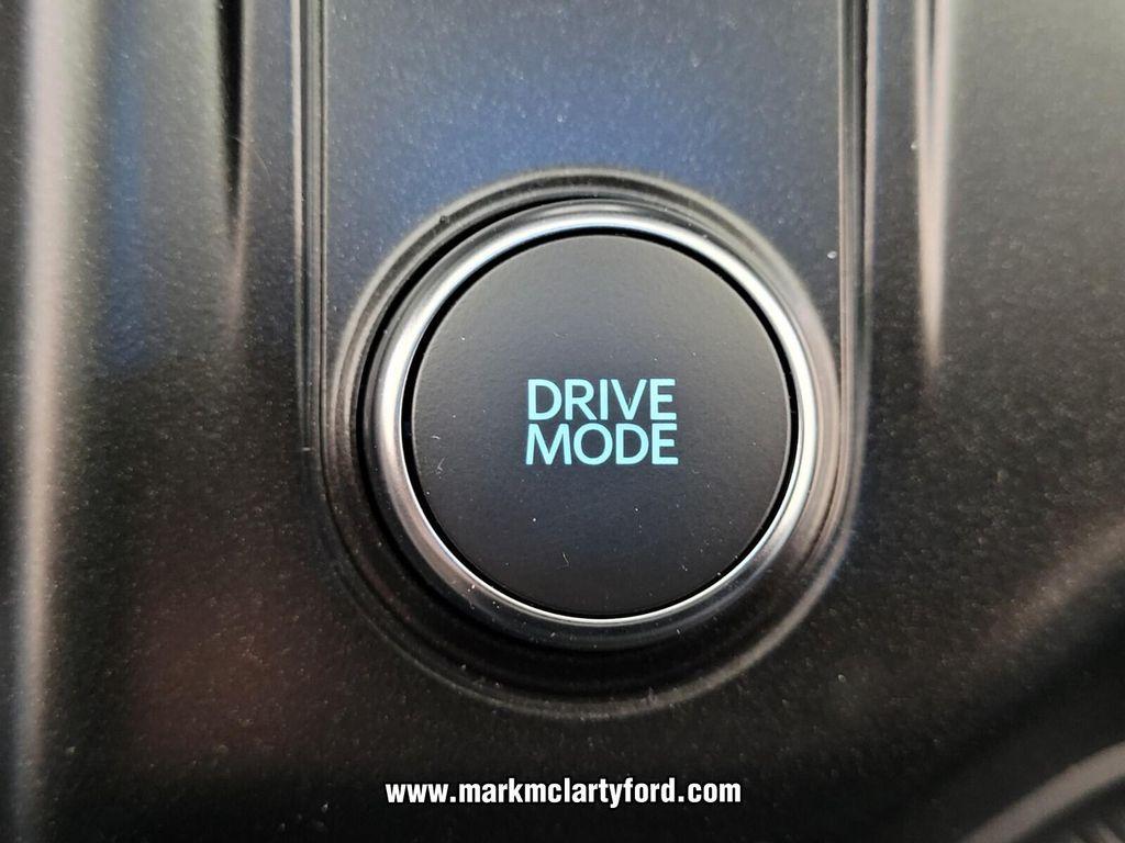 new 2025 Ford Explorer car, priced at $40,314