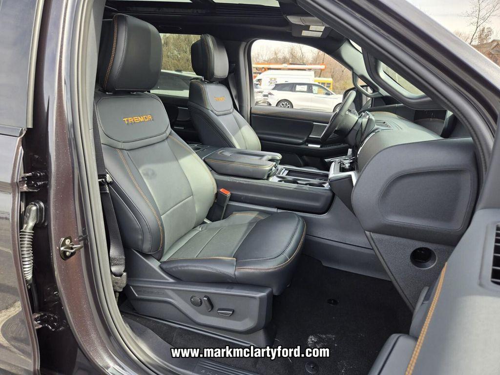 new 2026 Ford Expedition car, priced at $81,955