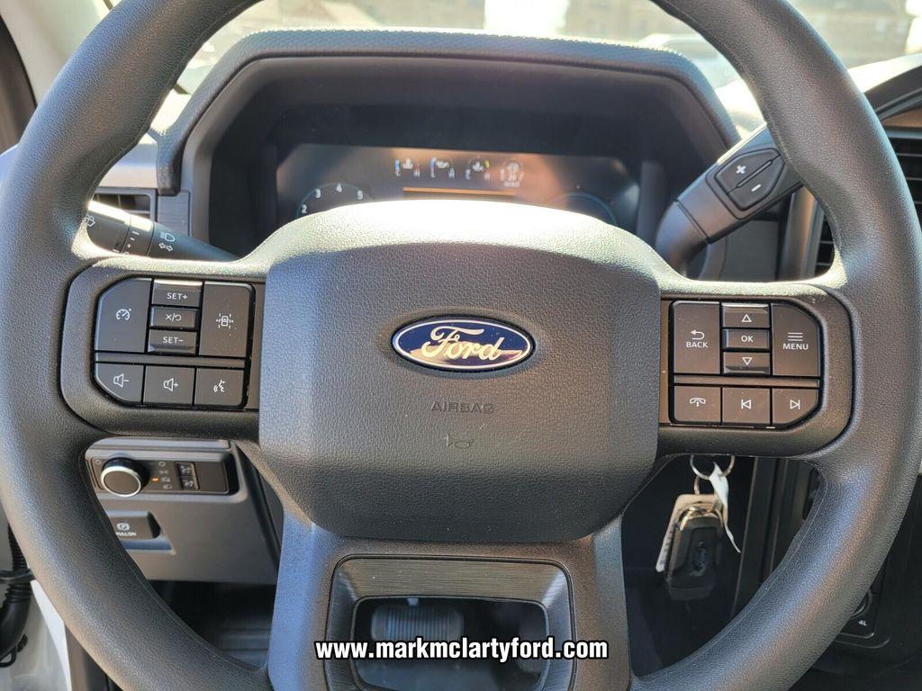 new 2025 Ford F-150 car, priced at $45,151