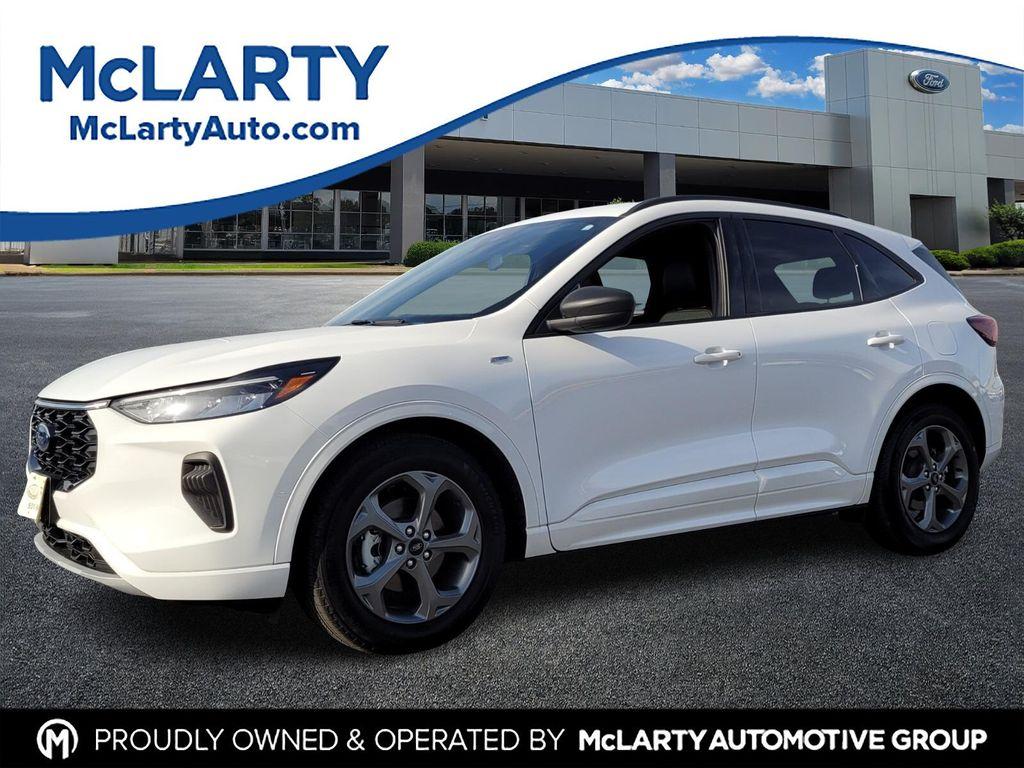 used 2023 Ford Escape car, priced at $21,400