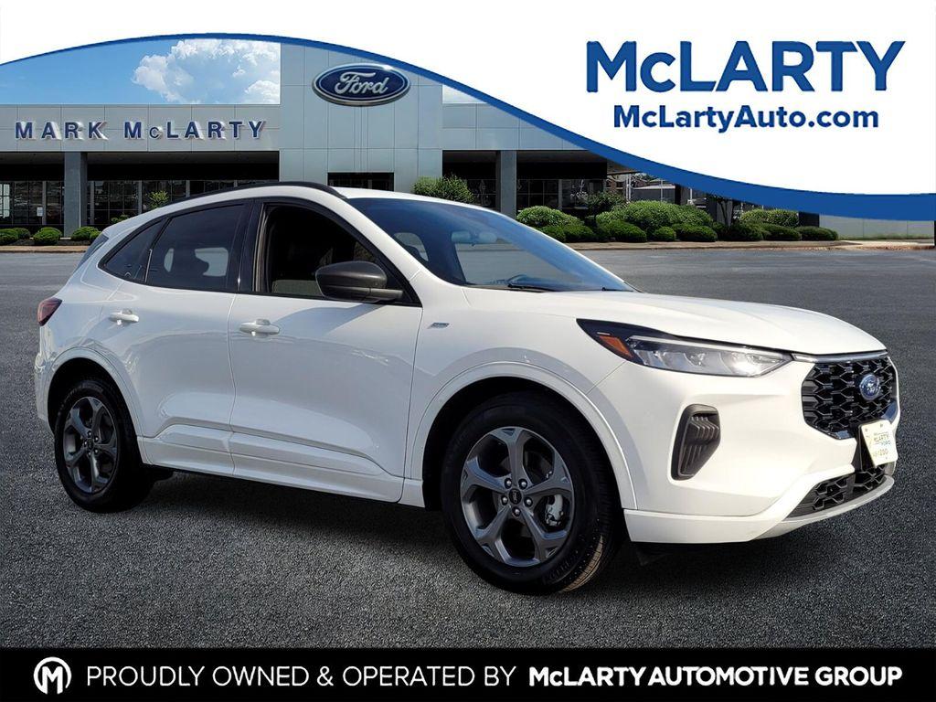 used 2023 Ford Escape car, priced at $21,995