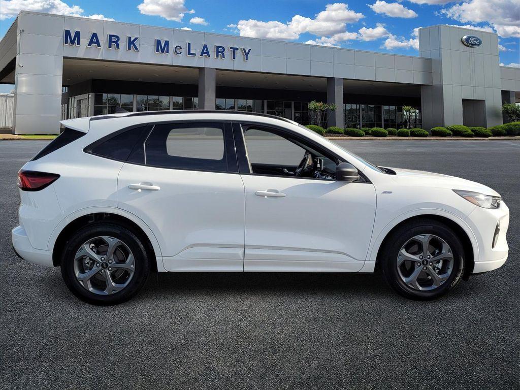used 2023 Ford Escape car, priced at $21,995