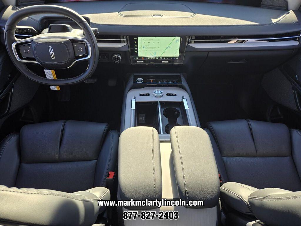 new 2026 Lincoln Navigator car, priced at $109,843