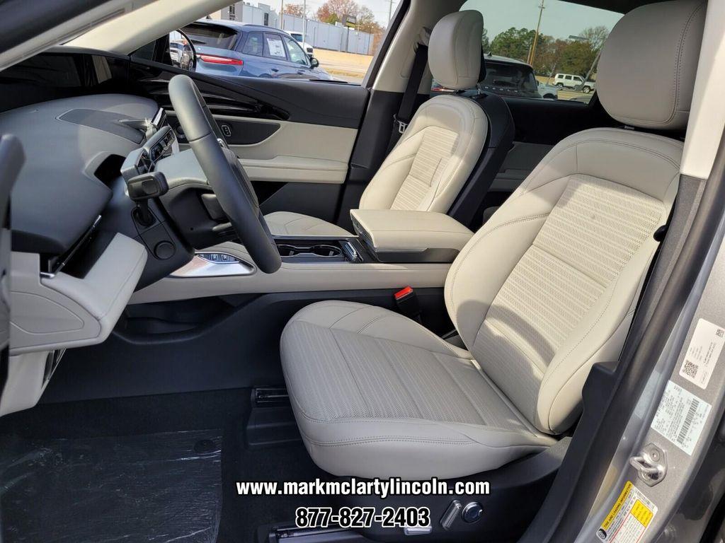 new 2026 Lincoln Nautilus car, priced at $62,566