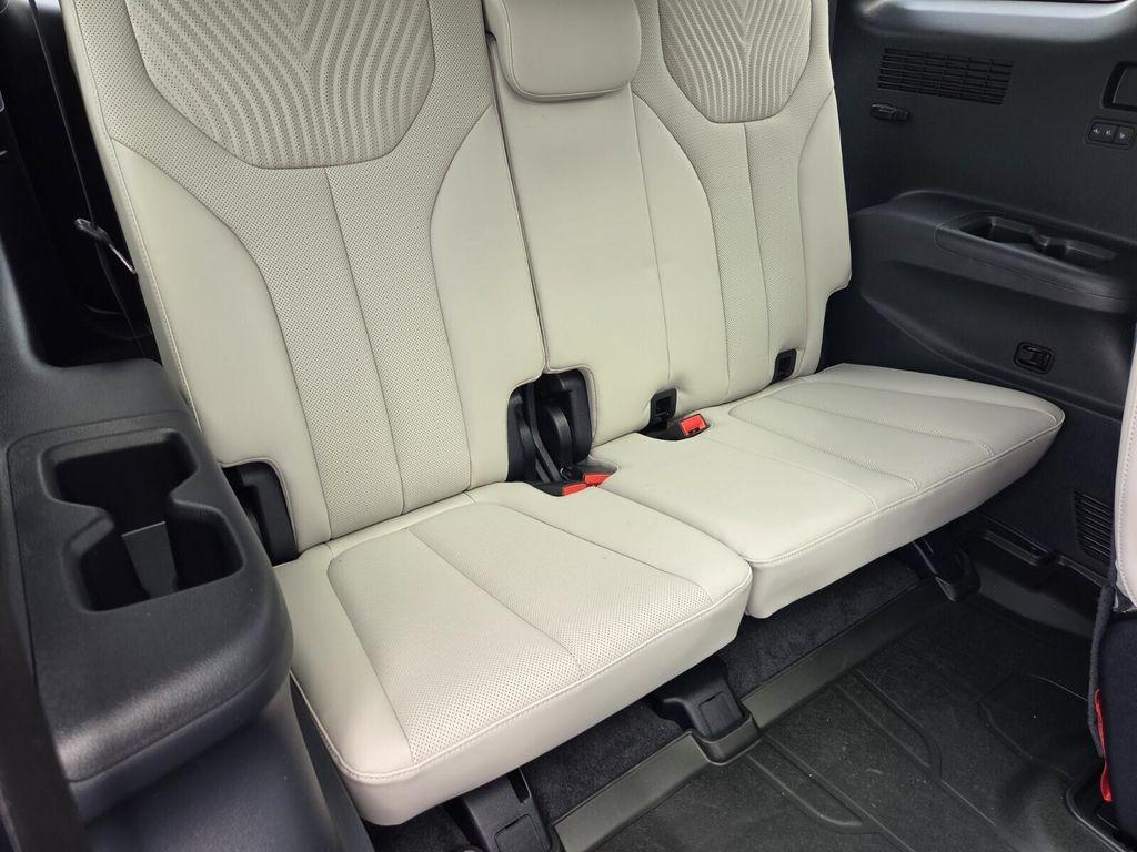 used 2025 Hyundai Palisade car, priced at $44,695