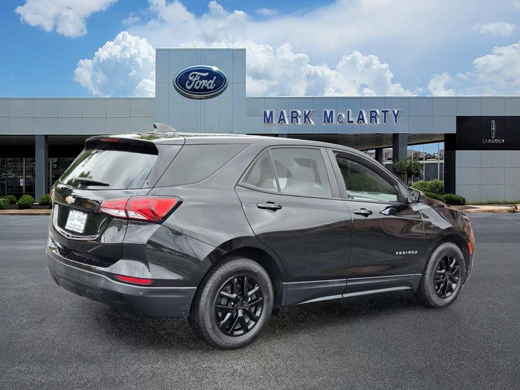 used 2024 Chevrolet Equinox car, priced at $19,209