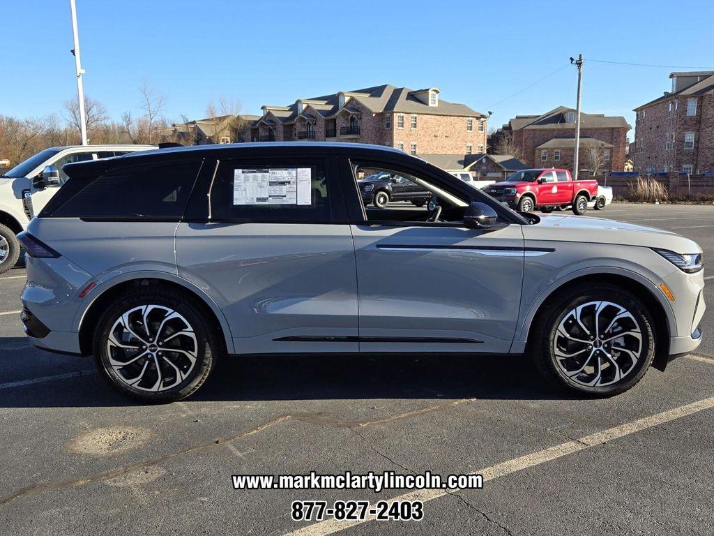 new 2026 Lincoln Nautilus car, priced at $62,775
