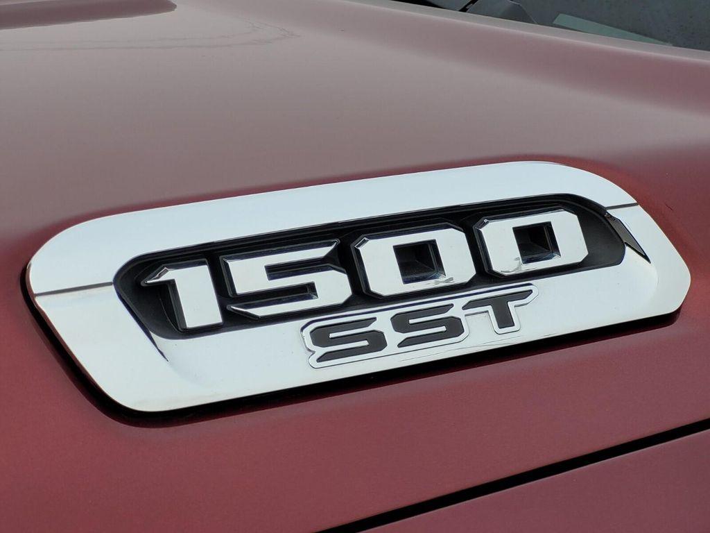 used 2025 Ram 1500 car, priced at $37,000