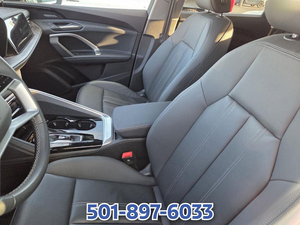 Audi Q5 view 10